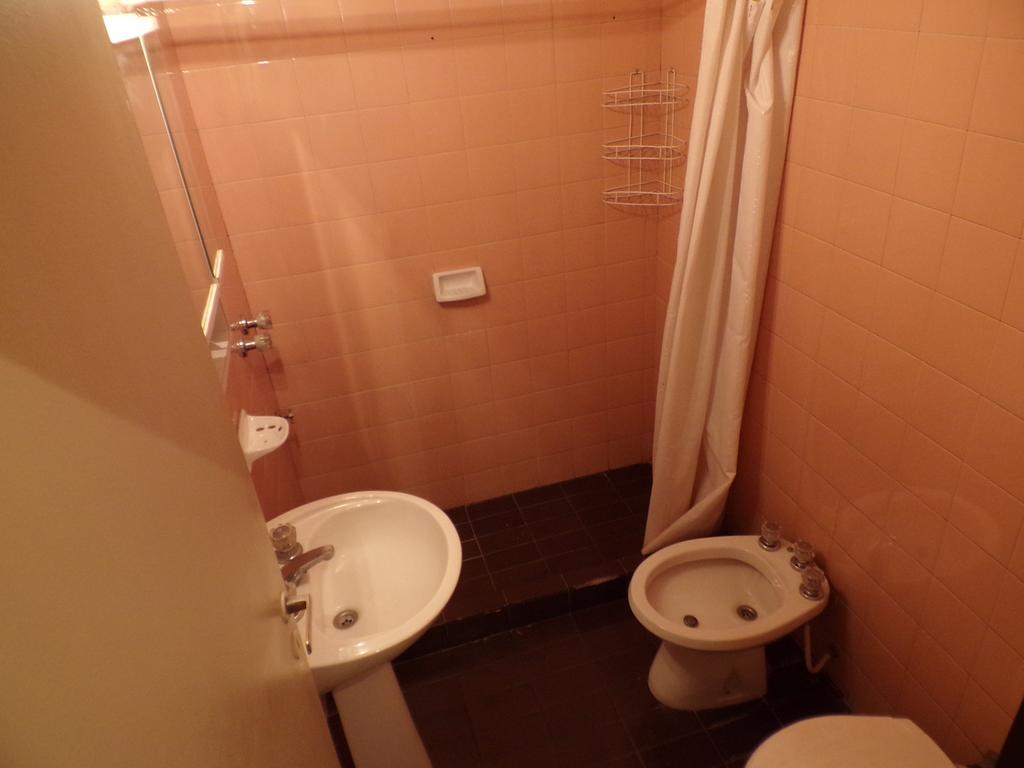 Departamento Mendoza Centro "A Lo De Cristian"アパートメント エクステリア 写真